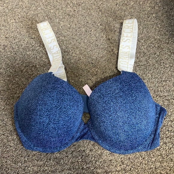Victoria Secret Bra - Picture 1 of 4